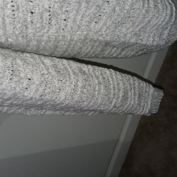 Leo & Nicole Women's Oversized Pullover Sweater, Size XXL - Picture 2 of 7